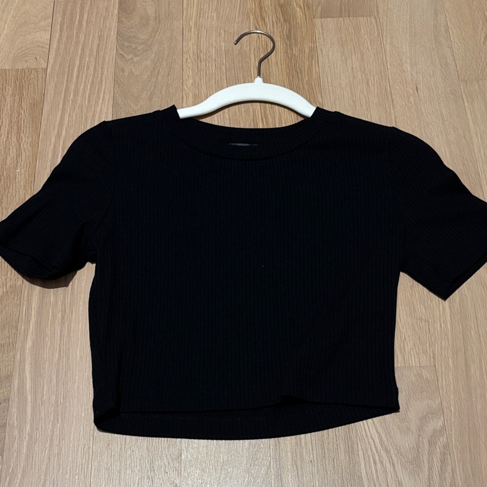 White fox black tee